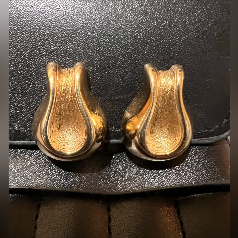 Christian Dior Vintage Golden Clip On Earrings